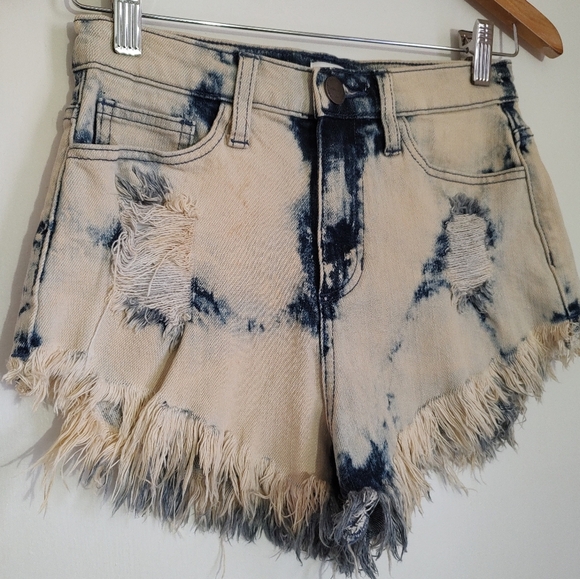 Sneak Peek Distressed High Rise Cut Off Denim Shorts - Picture 2 of 10
